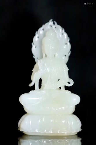 A OLD HETIAN YANGZHI WHITE JADE GUANYIN STATUE