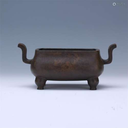 CHINESE BRONZE SQUARE CENSER