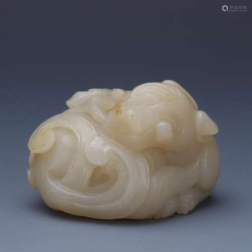 CHINESE NEPHRITE JADE BEAST PAPER WEIGHT