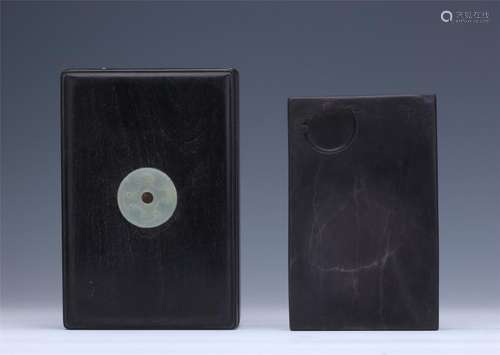 CHINESE DUAN STONE INKSTONE WITH ROSEWOOD CASE