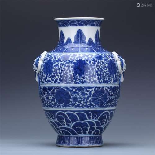 CHINESE PORCELAIN BLUE AND WHITE FLOWER JAR