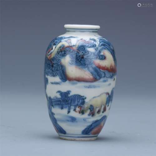 CHINESE PORCELAIN BLUE AND WHITE RED UNDER GLAZE SNUFF BOTTLE