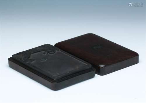 CHINESE DUAN STONE INKSTONE WITH ROSEWOOD CASE