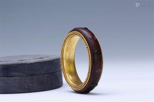 CHINESE TUROMALINE INLAID AGALWOOD BANGLE