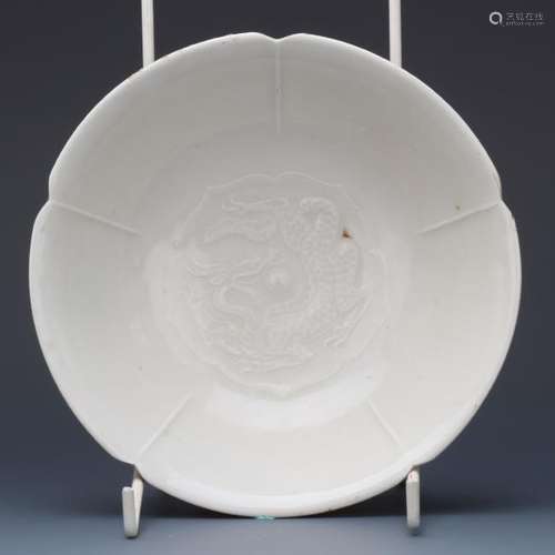 CHINESE PORCELAIN DINGYAO KILN WHITE GLAZE PLATE