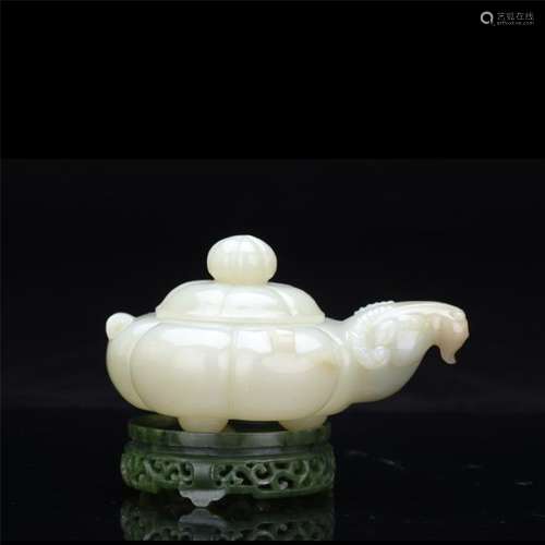 CHINESE WHITE JADE RAM HEAD LIDDED WATER DROPPER