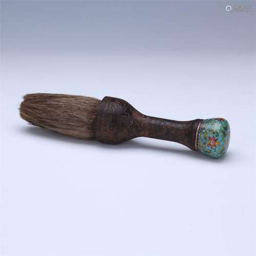 CHINESE GOLD PAINTED ZITAN CLOISONNE HANDLE BRUSH