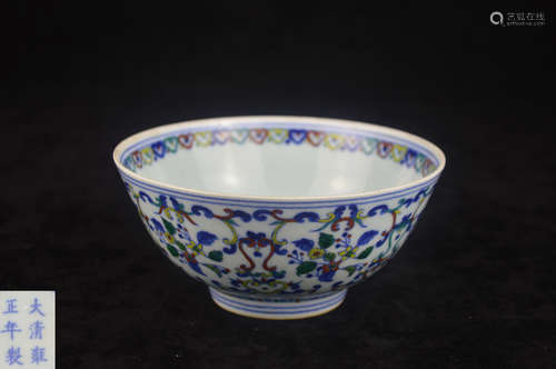 A DOUCAI LOTUS PATTERN BOWL