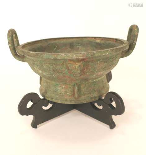 Chinese Shang Style Bronze Vessel