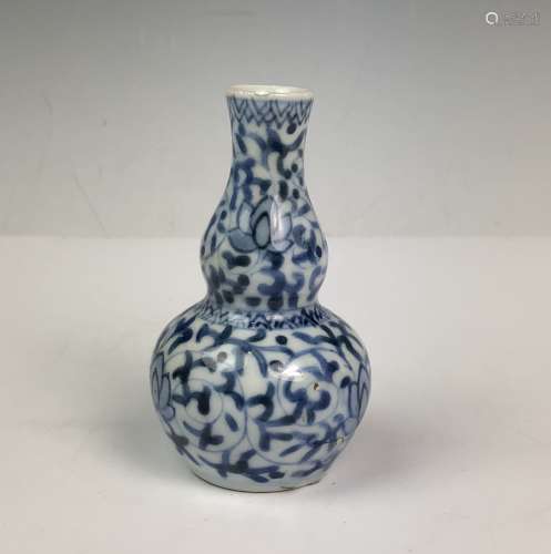 Blue and White Porcelain Double Gourd Vase