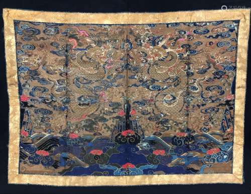 A Large 18/19th Century Chinese Embroidered Silk Panel