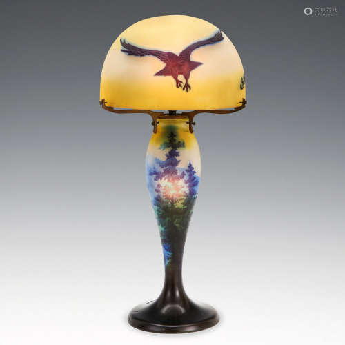 cir.1904-14 鹰和风景纹台灯