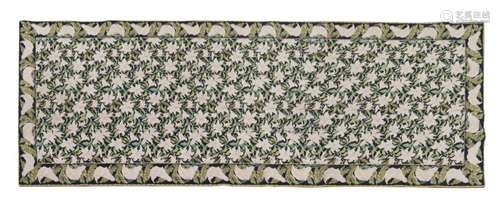 STARK CUSTOM MADE NEEDLPOINT PATTERN FLORAL RUG