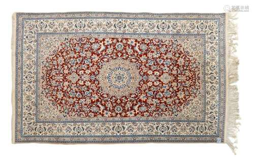 PERSIAN HAND-TIED NAIN RUG 8'10