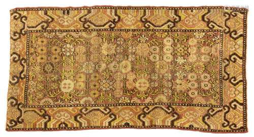 HAND-TIED KHOTAN RUG 5'3