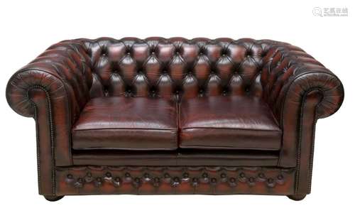 ENGLISH THOMAS LLOYD LEATHER CHESTERFIELD SOFA