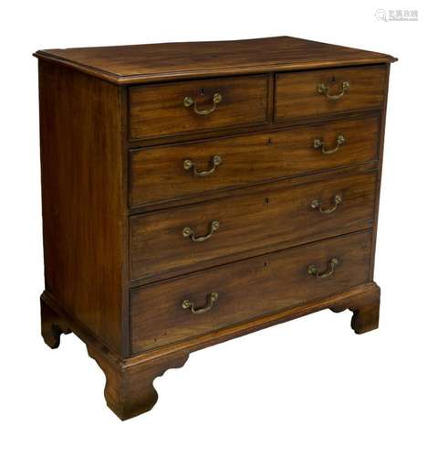 ENGLISH GEORGIAN MAHOGANY CHEST OF DRAWERS