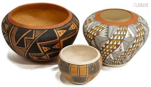 (3) ACOMA & TEQUSQUE PUEBLO POTTERY GROUPINGS