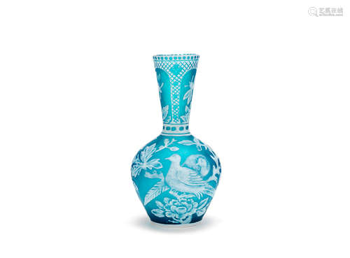 A Stourbridge cameo glass vase, circa 1890