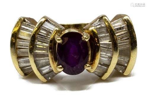 ESTATE 14KT GOLD RUBY & BAGUETTE DIAMOND RING