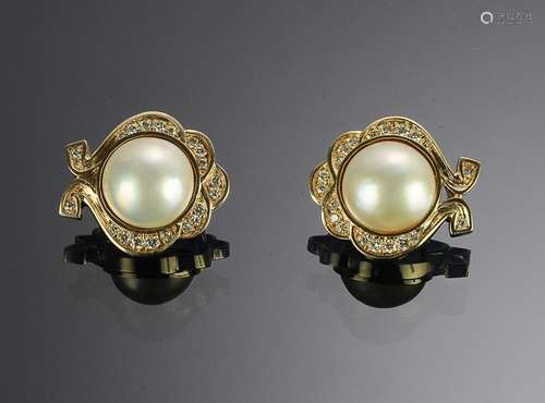 ESTATE 14K GOLD, DIAMOND & MABE PEARL EARRINGS