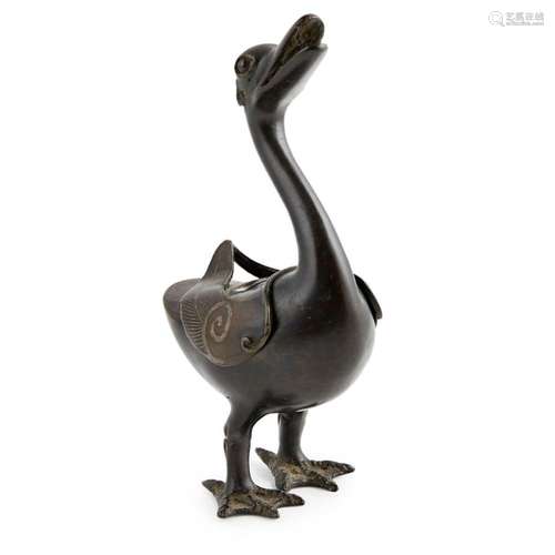 GOLD AND SILVER INLAID BRONZE DUCK-FORM CENSER AND COVER QING DYNASTY, 18TH CENTURY 19.5cm high