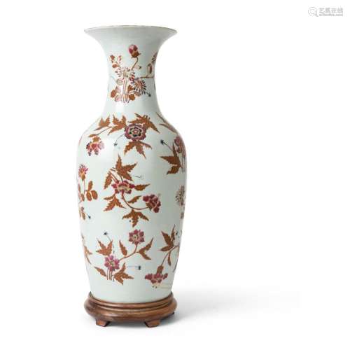 LARGE FAMILLE ROSE VASE QING DYNASTY, 19TH CENTURY 59.5cm high