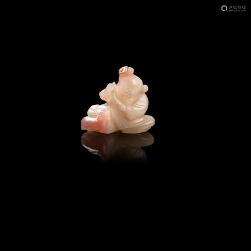 AGATE CARVING OF A BOY QING DYNASTY, 17TH CENTURY 5cm wide