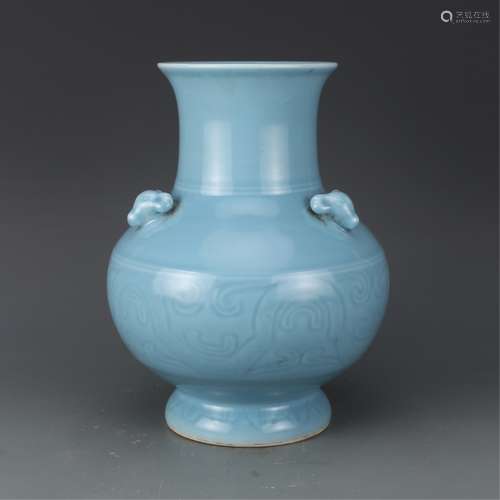 A LIGHT BLUE GLAZED VASE, QIANLONG MARK