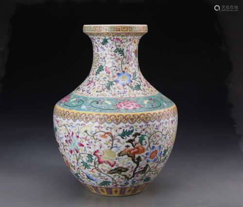 A FAMILLE ROSE VASE, YONGZHENG MARK