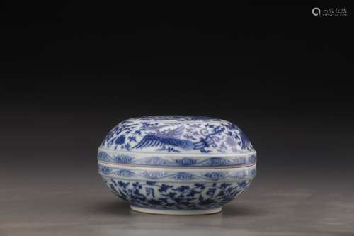 A BLUE AND WHITE BOWL AND COVER, CHENGHUA MARK