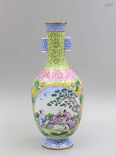 A CLOISONNE ENAMEL VASE