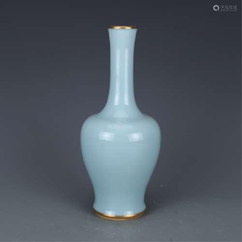 A LIGHT BLUE GALZED BOTTLE VASE, KANGXI MARK