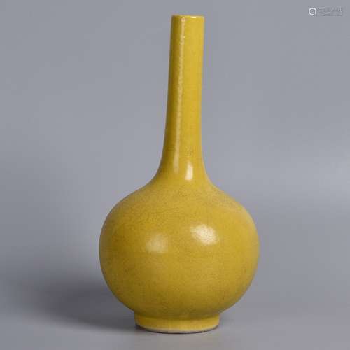 A YELLE GLAZED BOTTLE VASE