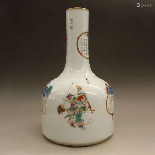 A FAMILLE ROSE MALLET VASE, DAOGUANG MARK, QING DYNASTY