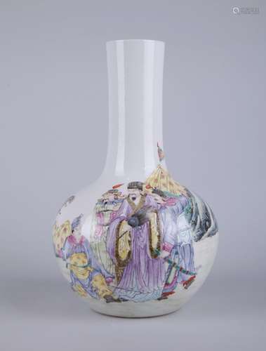 A FAMILLE ROSE BOTTLE VASE, QIANLONG MARK BUT REPUBLIC PERIOD