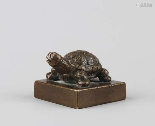 A BRONZE 'TURTLE' SEAL, MING DYNASTY