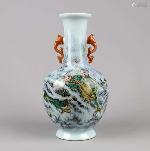 A FAMILLE ROSE 'DRAGON' VASE, QIANLONG MARK, QING DYNASTY