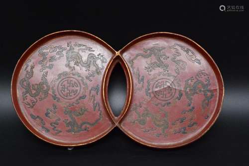 A LACQUER CONJOINED DISH, YONGZHENG MARK, QING DYNASTY