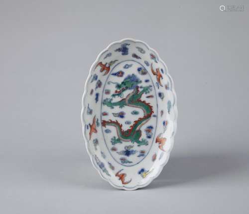 A DOUCAI LOBED 'DRAGON' DISH, QIANLONG MARK, 19TH CENTURY