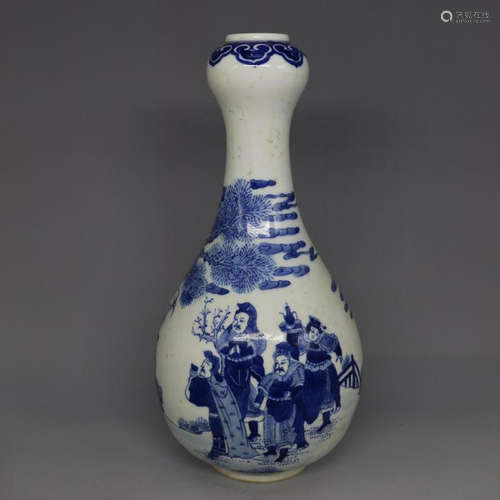 A LARGE BLUE AND WHITE 'GARLIC HEAD' BOTTLE VASE, KANGXI MARK AND PERIOD