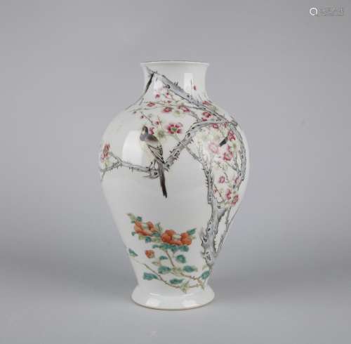 A FAMILLE ROSE MEIPING VASE, 'QING HUA ZHENG PING' MARK, QING DYNASTY