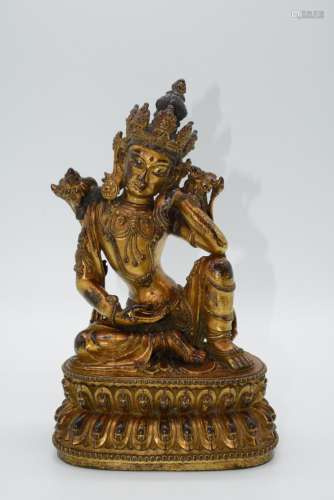 A GILT BRONZE FIGURE OF GUANYIN, EARLY MING DYNASTY