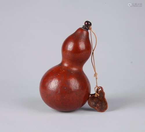 A DECORATIVE DOUBLE GOURD, QING DYNASTY