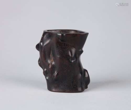 A CARVED ZITAN BRUSH POT,QING DYNASTY