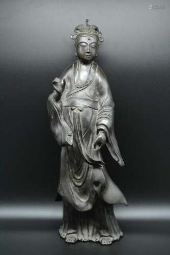 A BRONZE FIGURE OF IMMORTAL, MING DYNASTY