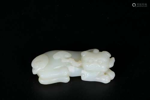 A Chinese Carved Jade Foo Dog Decoration