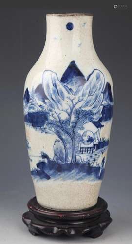 A FINE GE-TYPE GLAZED BLUE AND WHITE PORCELAIN JAR