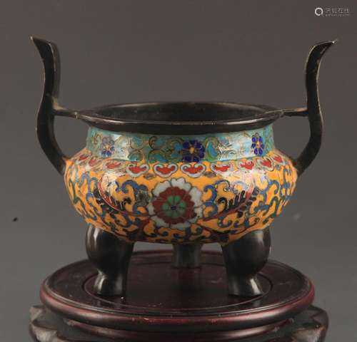 A BRONZE CLOISONNE FLOWER PATTERN CENSER