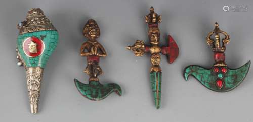 GROUP OF FOUR TIBETAN VAJRA